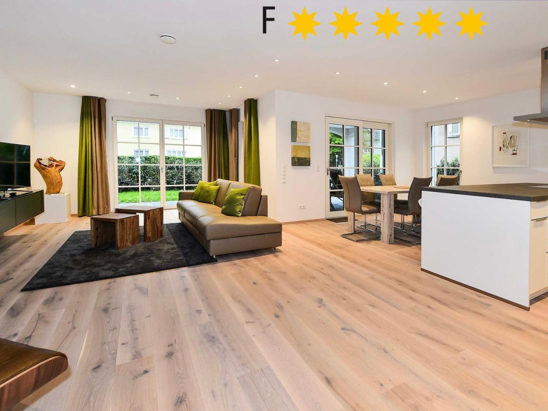 Ferienwohnung Luxus Am Toskanapark Линдау Екстериор снимка